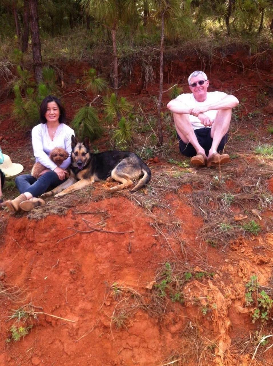 奈斯和妻子在云南東川打造了一個名叫“卡比杉”的農(nóng)場。