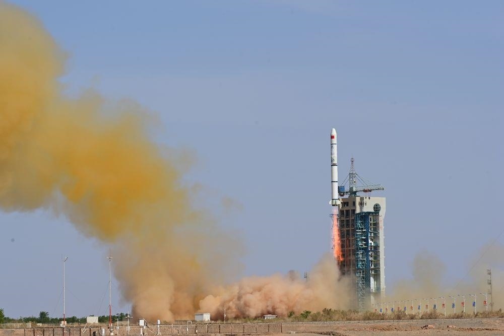 △2023年5月21日16時(shí)，我國在酒泉衛(wèi)星發(fā)射中心采用長征二號丙運(yùn)載火箭，成功發(fā)射首顆內(nèi)地與澳門合作研制的空間科學(xué)衛(wèi)星“澳門科學(xué)一號”。