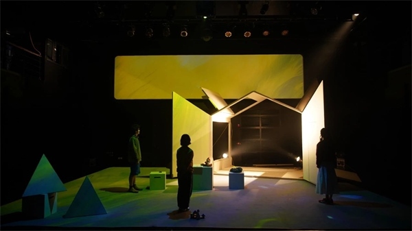 《又一道光芒》劇照。中國國家話劇院供圖