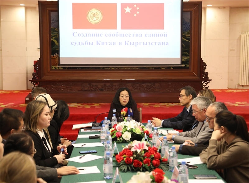 活動(dòng)現(xiàn)場(chǎng)。中國(guó)駐吉爾吉斯斯坦使館供圖