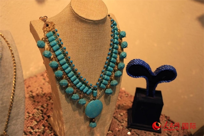 蘇美爾時(shí)期的流行項(xiàng)鏈。 人民網(wǎng)伊納斯·易卜拉欣攝