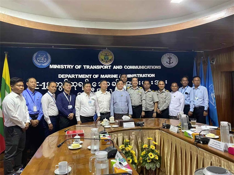 緬甸第18屆國家級港口設(shè)施安全聯(lián)合演習頒獎儀式現(xiàn)場。中緬油氣管道公司供圖