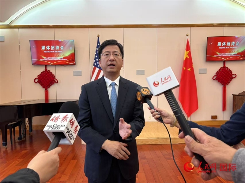 張建敏接受人民網(wǎng)等媒體記者采訪。人民網(wǎng) 鄧圩攝