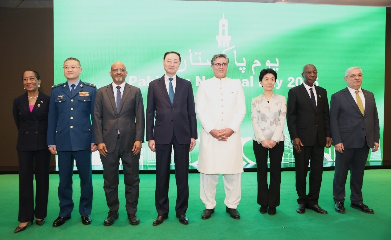 出席招待會的主要嘉賓合影。巴基斯坦駐華大使館供圖