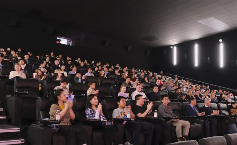觀影現(xiàn)場(chǎng)。中國(guó)駐丹麥大使館供圖
