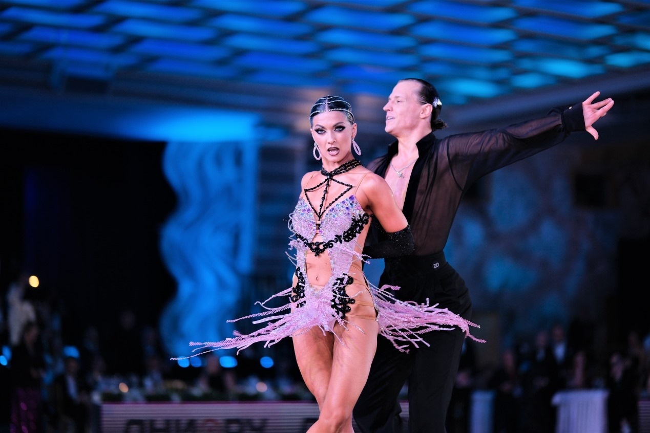 第七屆“克里姆林宮杯”國標(biāo)舞錦標(biāo)賽現(xiàn)場。于子恒攝