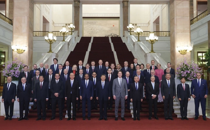 3月28日上午，國家主席習(xí)近平在北京人民大會堂會見國際工商界代表。新華社記者 丁林 攝