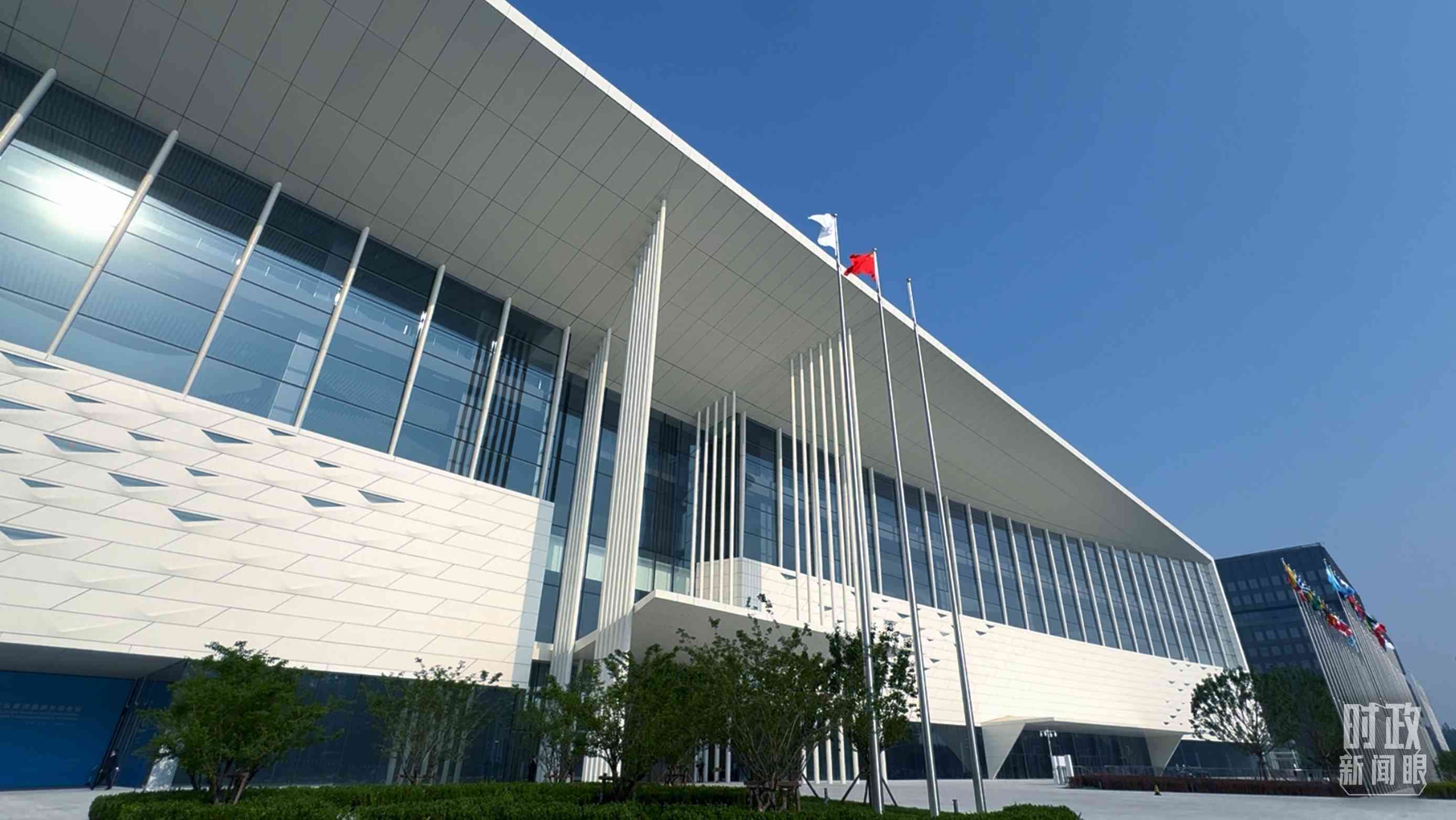 中拉論壇第四屆部長(zhǎng)級(jí)會(huì)議開(kāi)幕式在國(guó)家會(huì)議中心舉行。（總臺(tái)央視記者蔣碩拍攝）