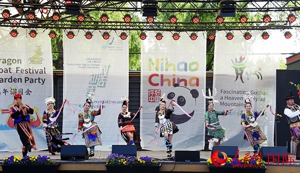 舞蹈《迎客歌》。人民網(wǎng)記者 殷淼